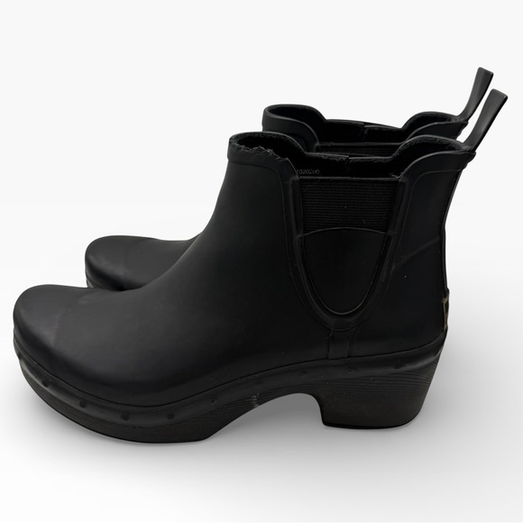 Dansko Black Women's Chelsea Style Ankle Rain Boots - Size 39/ US 8.5-9 - Picture 4 of 12